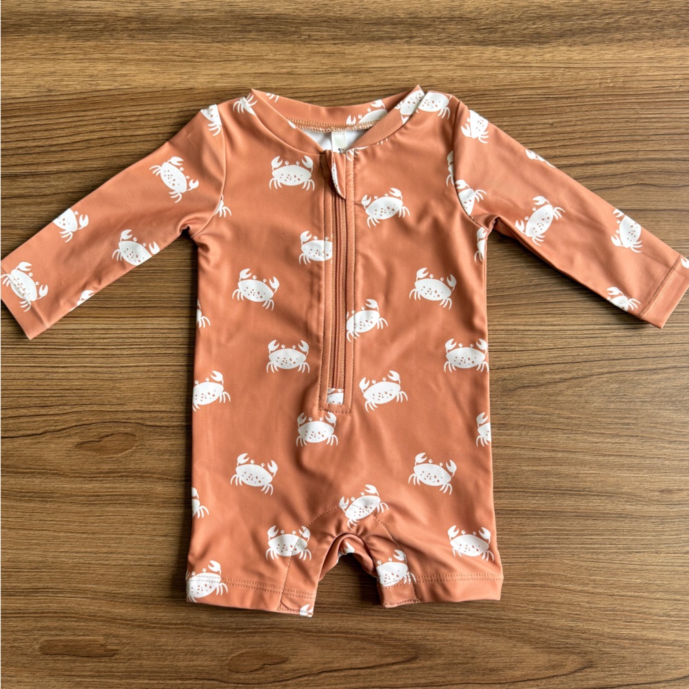 Kids Long Sleeve Rashguard Swimsuit in Coral with White Crab Print